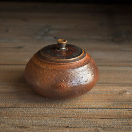 dóza ohněm lajznutá