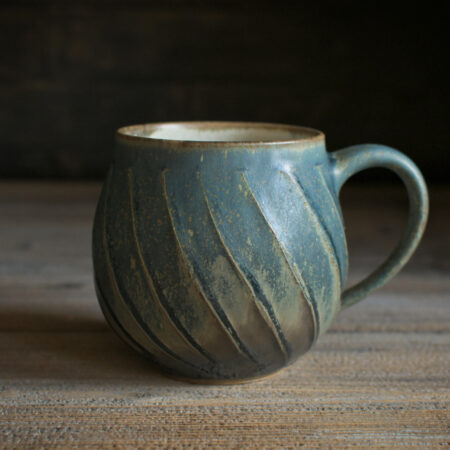 hrnek modro-hnědý 570 ml